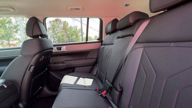 New 2025 Hyundai Santa Fe XRT AWD/4WD image 35
