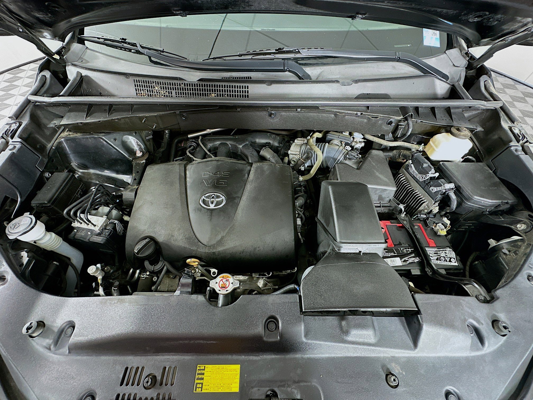 Used 2019 Toyota Highlander XLE image 37