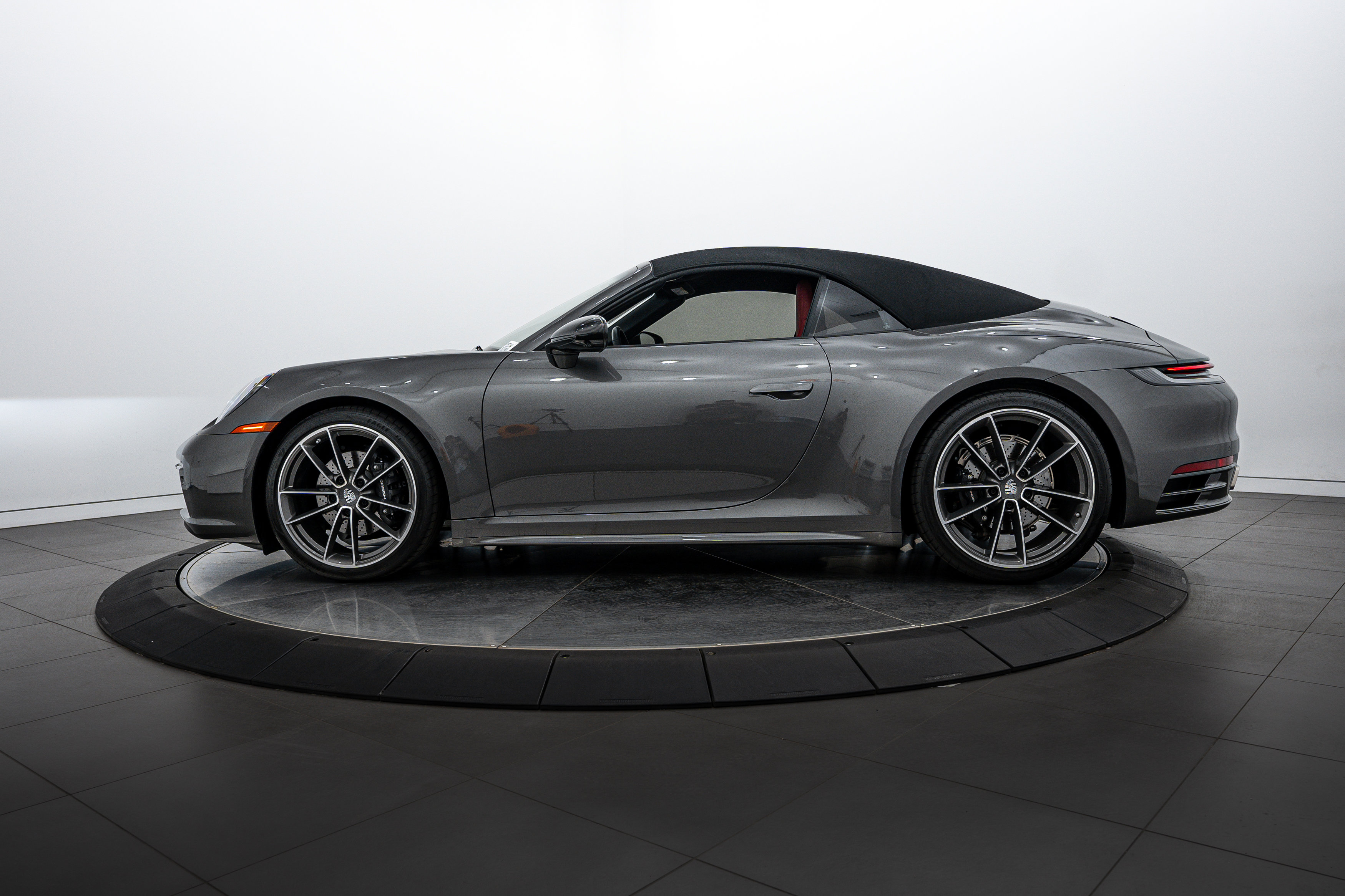 Certified 2024 Porsche 911 Carrera image 25