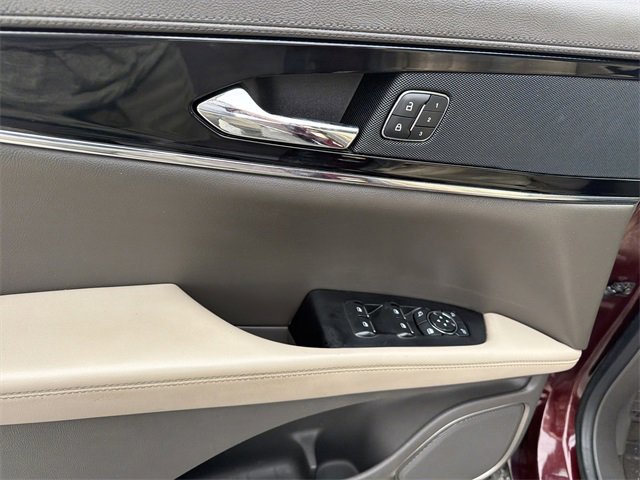 Used 2022 Lincoln Nautilus FWD image 14