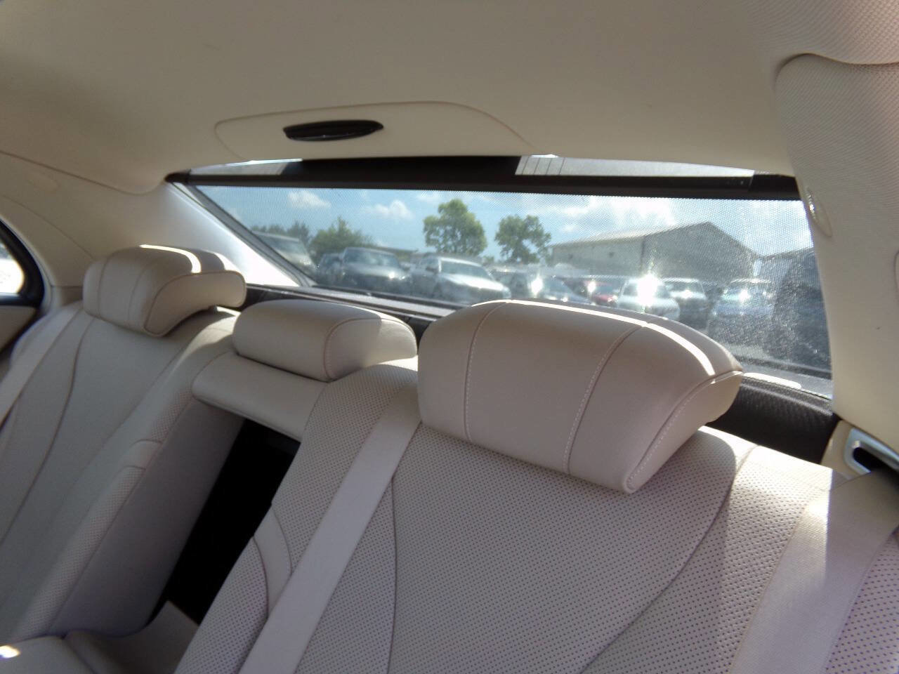 Used 2015 Mercedes-Benz S 550 4MATIC Sedan image 17