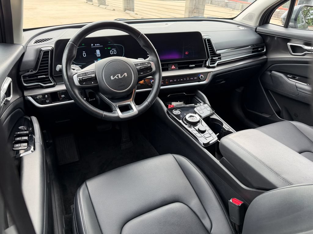Used 2023 Kia Sportage EX AWD/4WD image 12