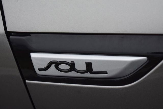 Used 2018 Kia Soul image 11