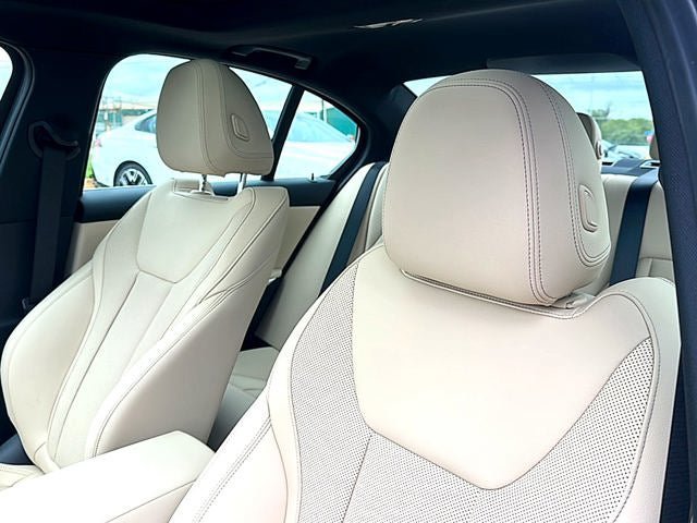 New 2026 BMW 330i Sedan w/ Premium Package RWD image 41