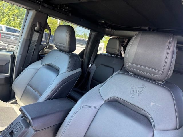 Used 2023 Ford Bronco Black Diamond w/ Sasquatch Package AWD/4WD image 22