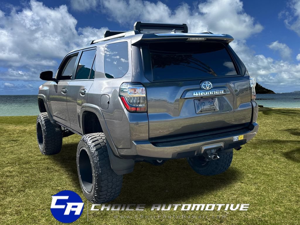 Used 2023 Toyota 4Runner SR5 AWD/4WD image 5