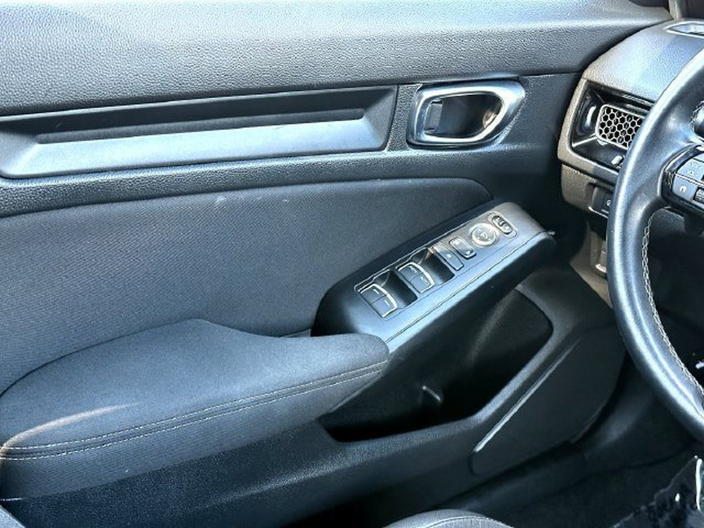 Used 2025 Honda Civic Sport image 26