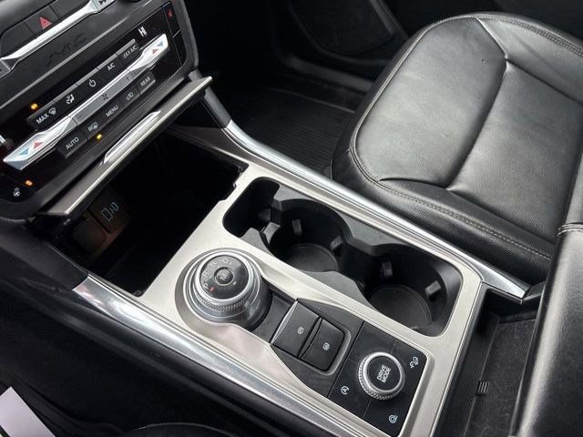 Used 2020 Ford Explorer XLT w/ Equipment Group 202A image 29