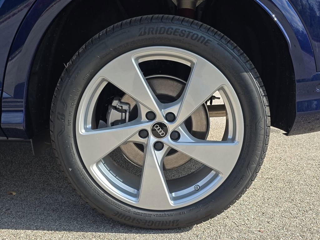 New 2025 Audi Q5 Premium Plus image 31