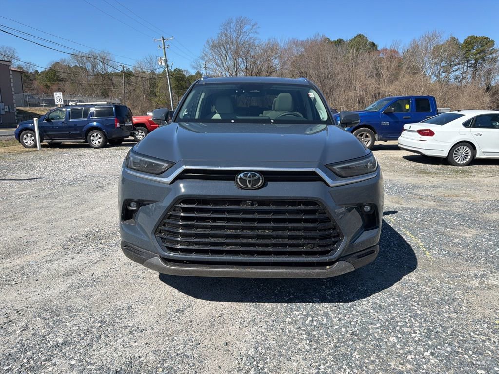 Used 2026 Toyota Grand Highlander Limited image 8