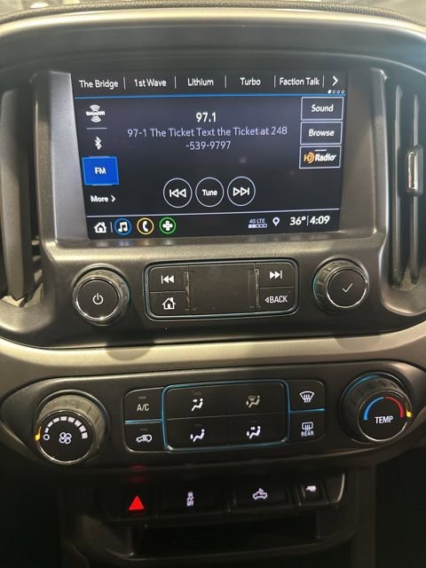 Used 2019 Chevrolet Colorado LT w/ LT Convenience Package image 16