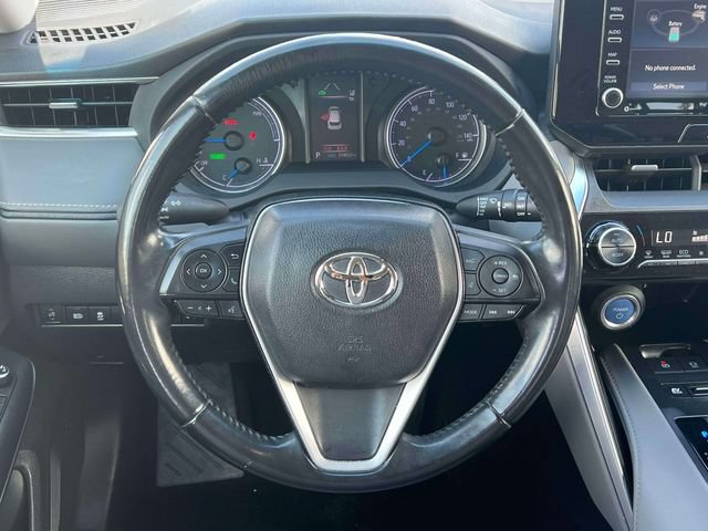 Certified 2021 Toyota Venza LE w/ Carpet Mat Package (TMS) AWD/4WD image 17