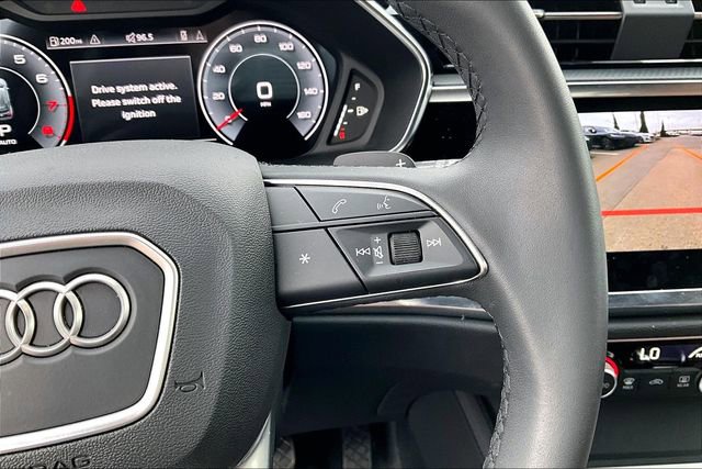Used 2025 Audi Q3 2.0T Premium Plus w/ Premium Plus Package image 21