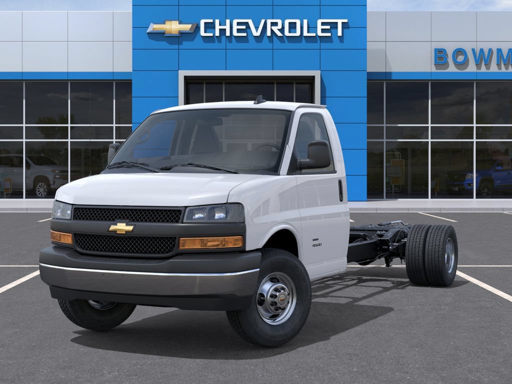 New 2026 Chevrolet Express 3500 w/ Power Convenience Package RWD image 6