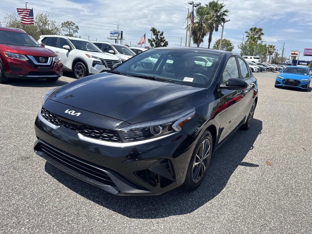 Used 2024 Kia Forte LXS FWD image 8