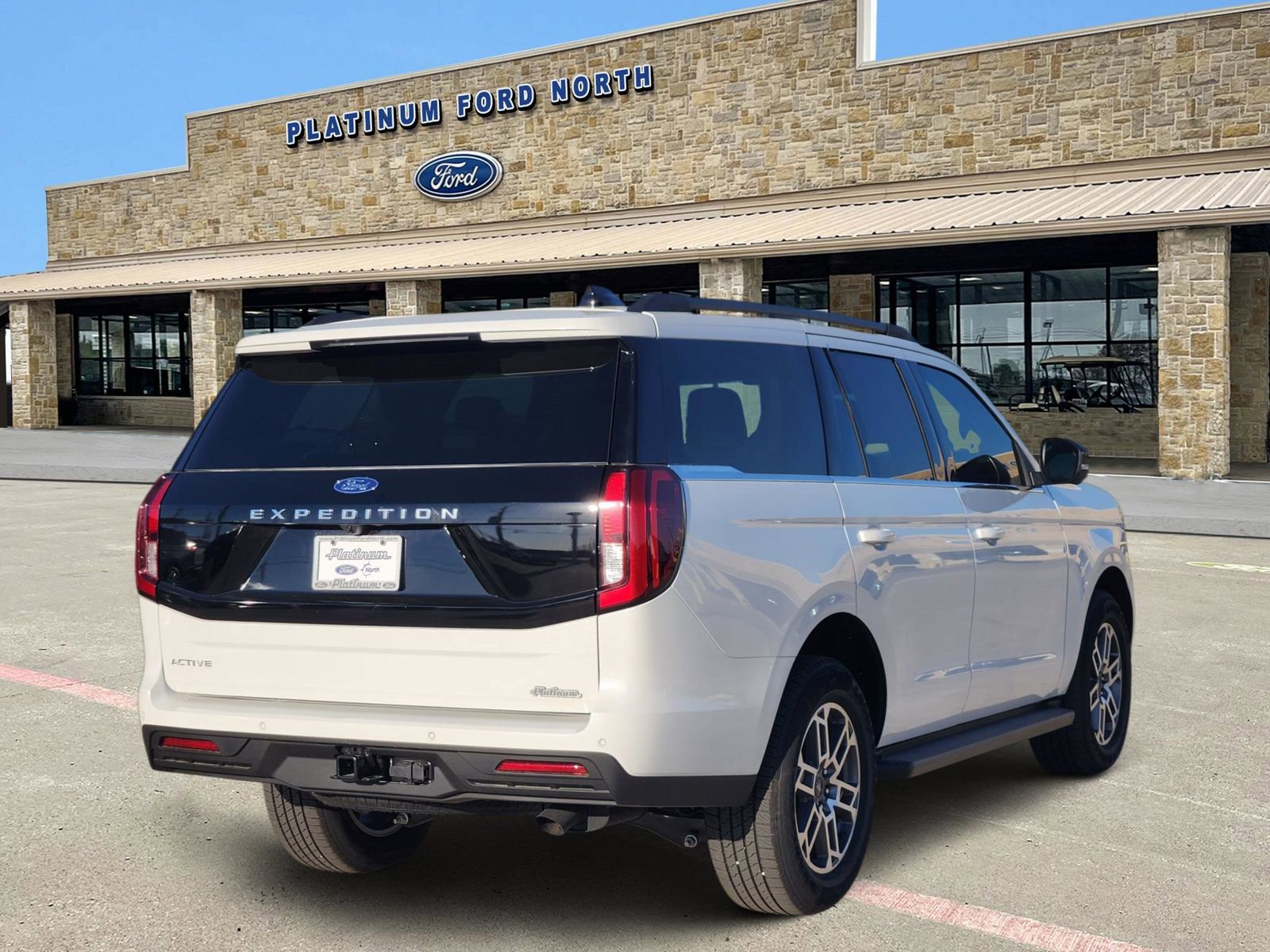 New 2026 Ford Expedition Active image 5