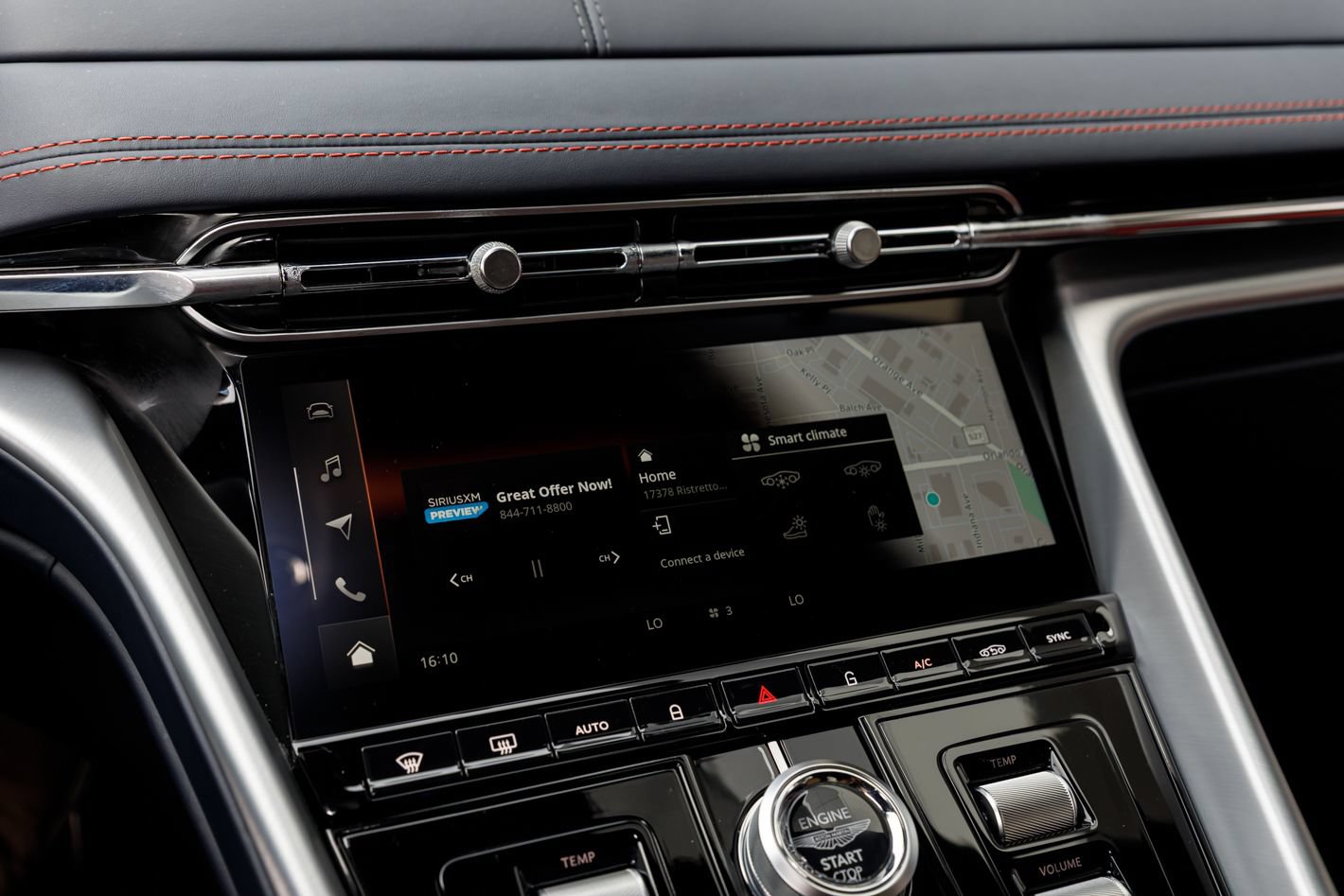 Used 2024 Aston Martin DB12 Coupe RWD image 37