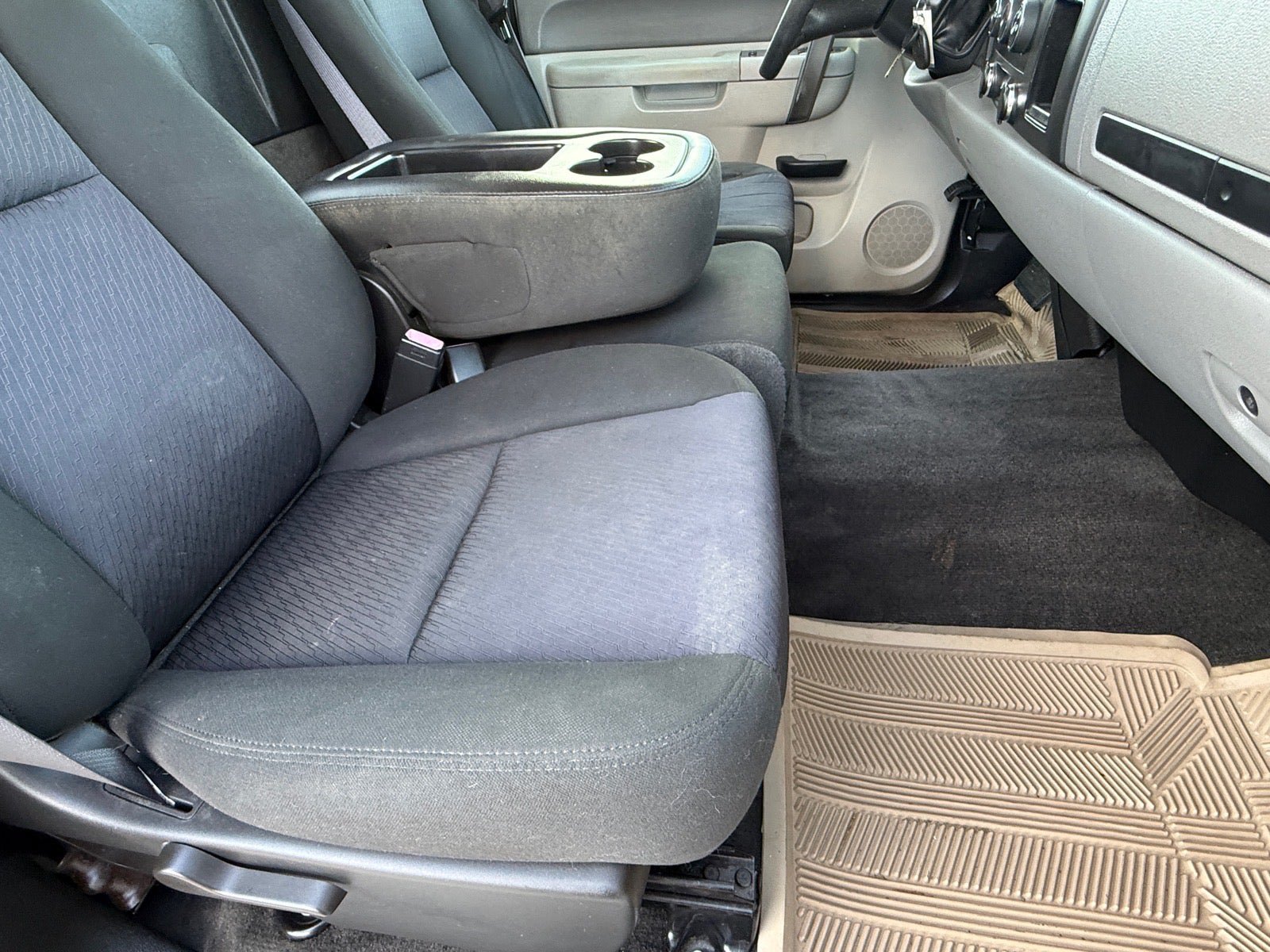 Used 2011 Chevrolet Silverado 1500 W/T w/ LS Package RWD image 14