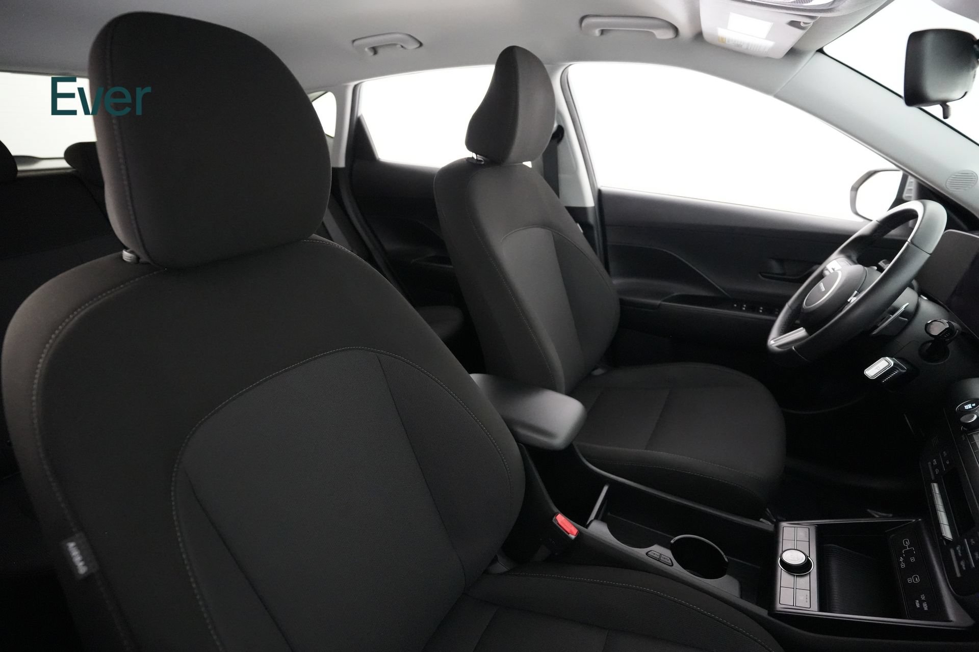 Used 2024 Hyundai Kona SEL FWD image 22