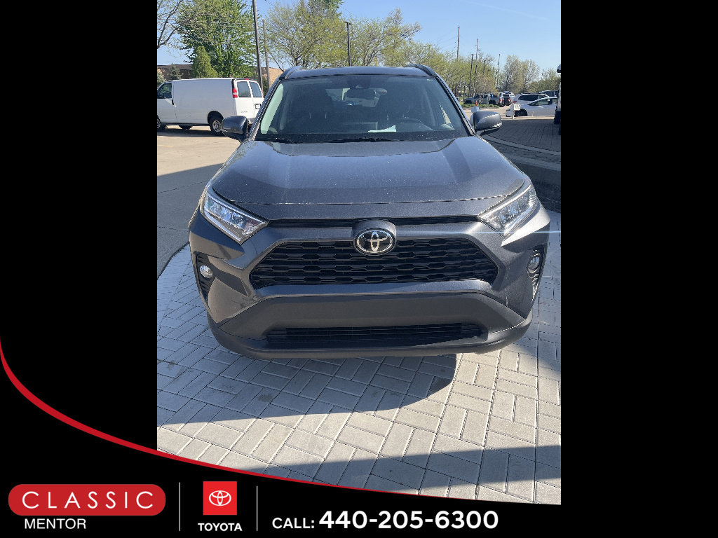 Used 2021 Toyota RAV4 XLE w/ Convenience Package AWD/4WD image 2