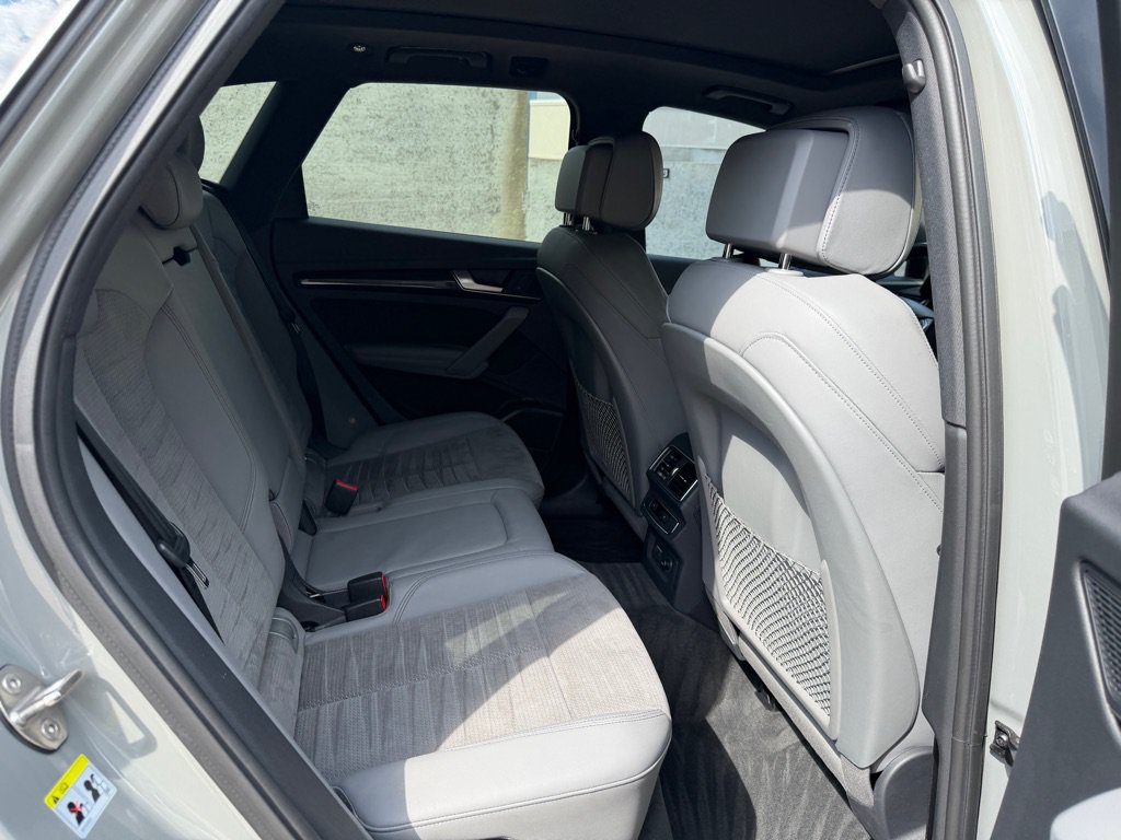 Used 2019 Audi SQ5 Premium Plus w/ Premium Plus Package AWD/4WD image 25
