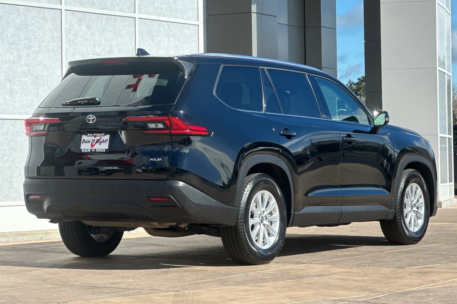 Certified 2025 Toyota Grand Highlander FWD image 4