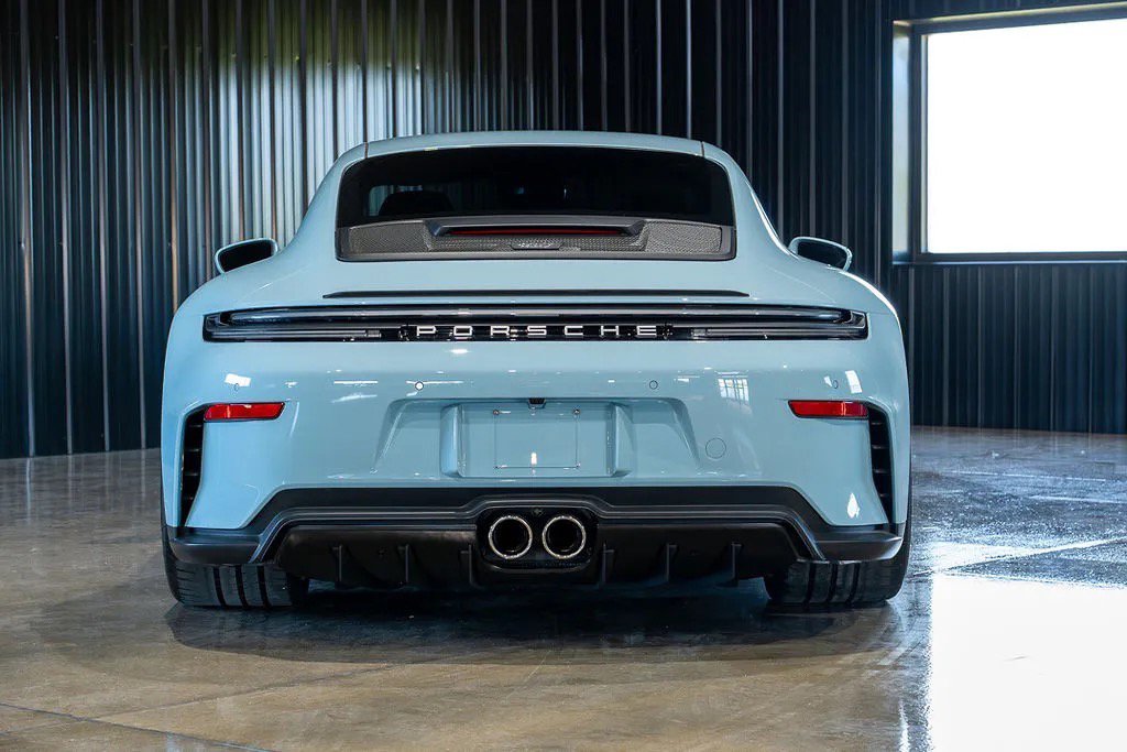 Used 2026 Porsche 911 GT3 RWD image 3