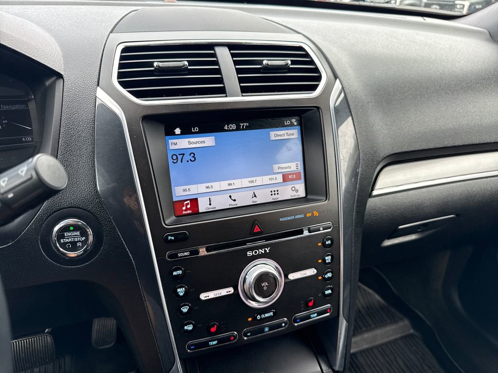 Used 2018 Ford Explorer Sport AWD/4WD image 18
