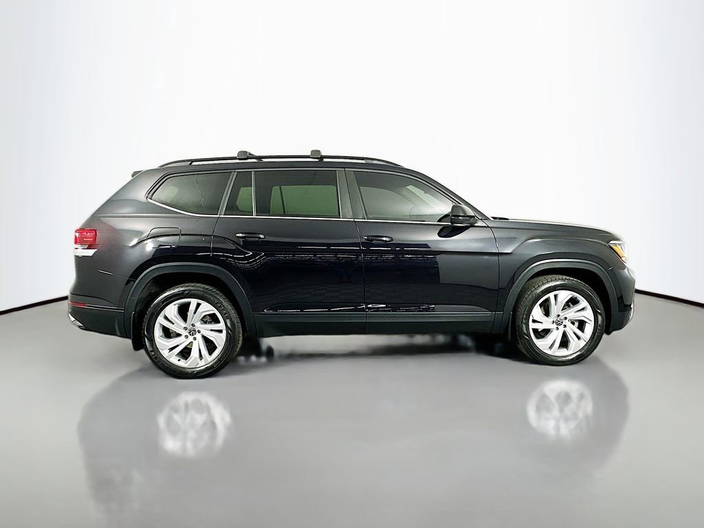 Used 2021 Volkswagen Atlas SE w/ Panoramic Sunroof Package image 9