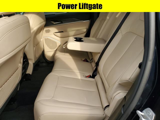 Certified 2024 Jeep Grand Cherokee Limited image 24