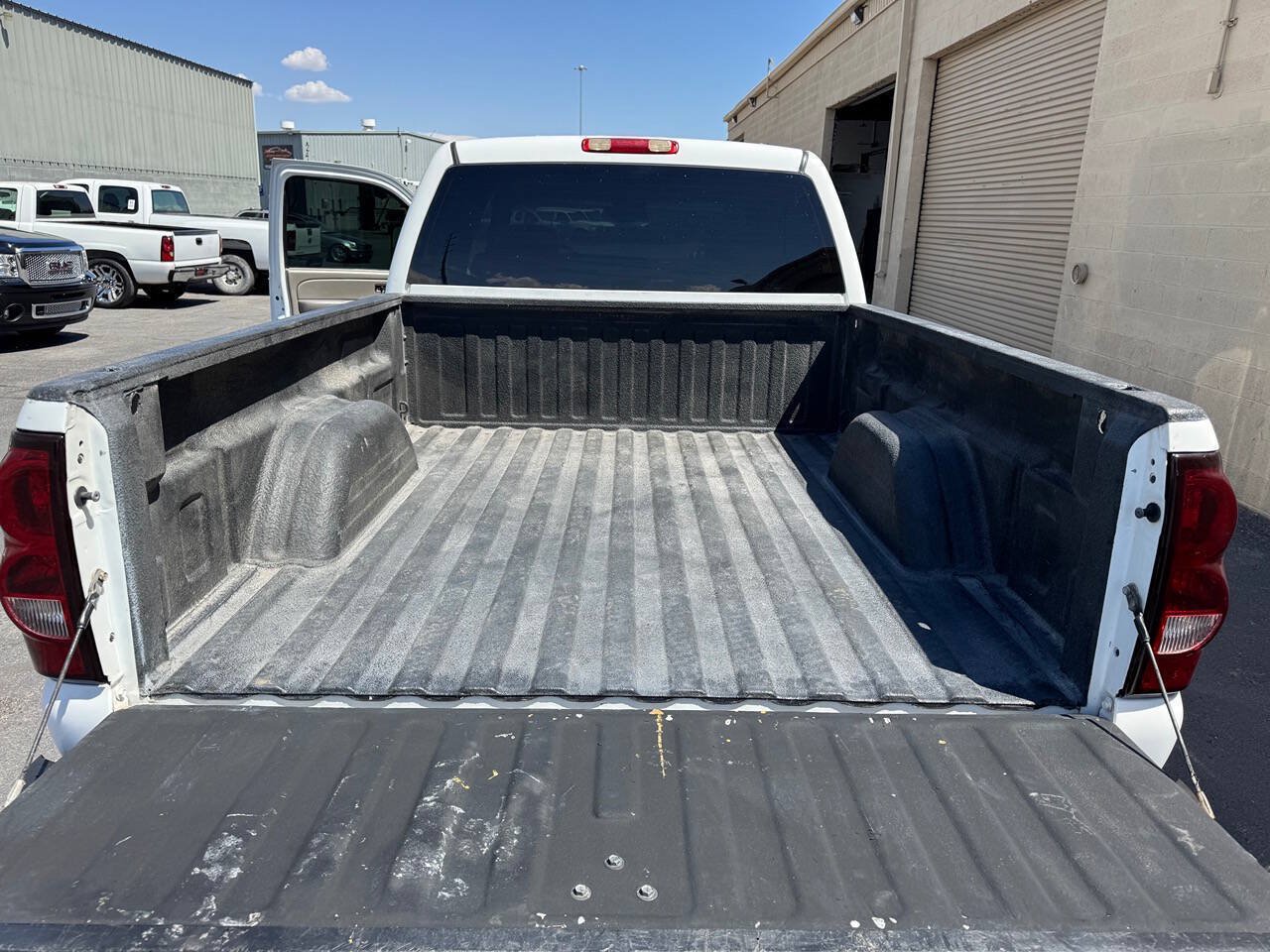 Used 2007 Chevrolet Silverado 2500 LT w/ Heavy-Duty Power Package AWD/4WD image 44
