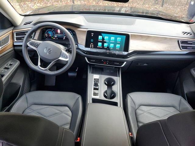 New 2026 Volkswagen Atlas SE image 16