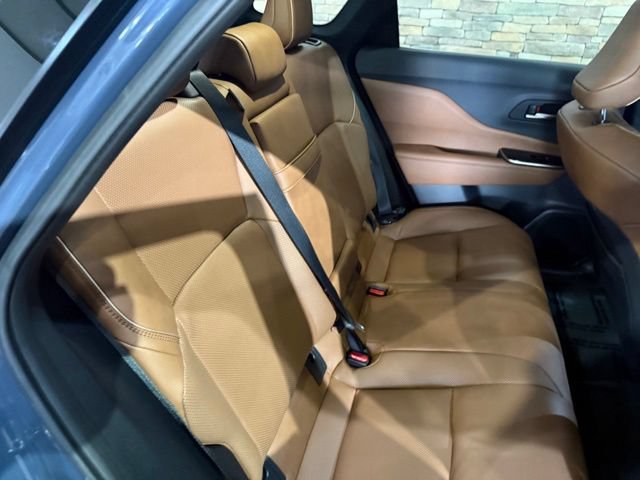 Used 2025 Toyota Crown Signia AWD/4WD image 4