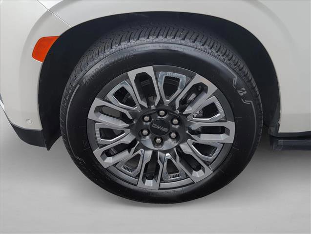 Used 2023 GMC Yukon XL Denali Ultimate image 26