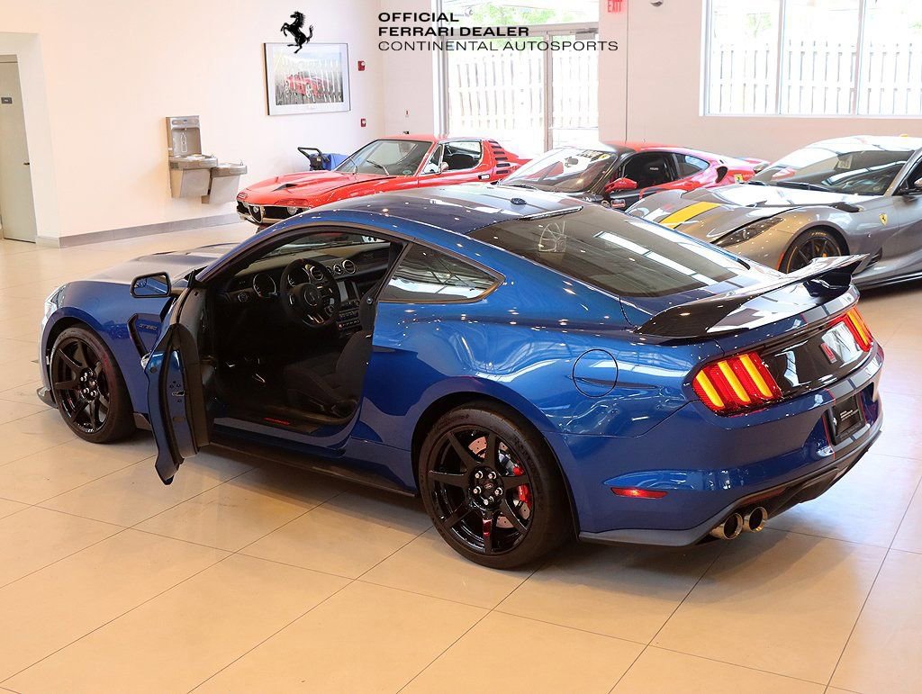 Used 2017 Ford Mustang Shelby GT350R w/ GT350R Equipment Group 920A image 31