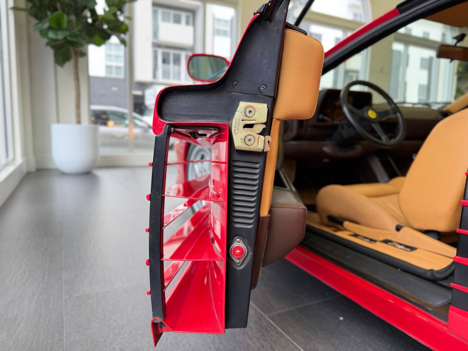 Used 1990 Ferrari Testarossa RWD image 57
