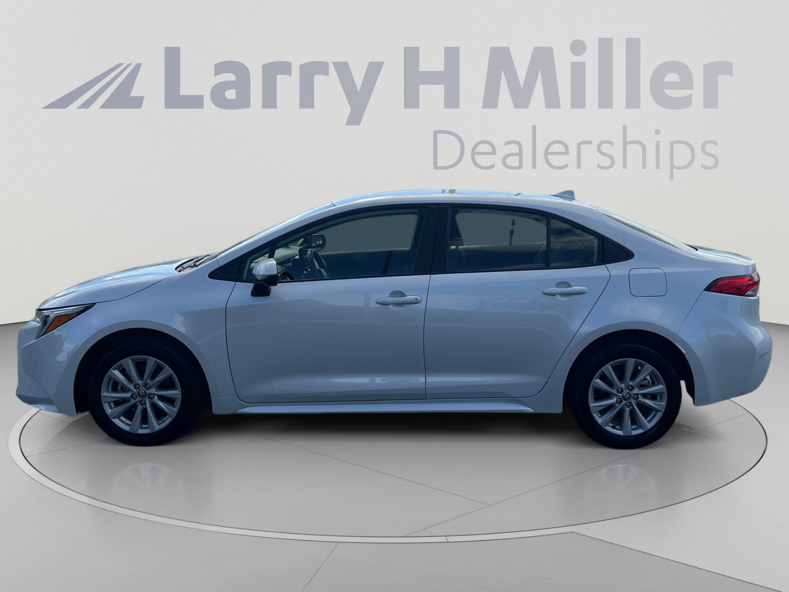 Certified 2025 Toyota Corolla LE w/ LE Premium Package AWD/4WD image 2