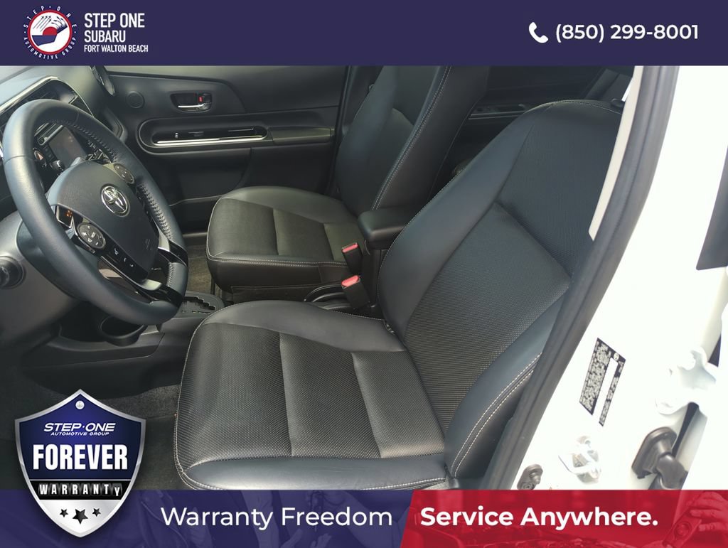 Used 2018 Toyota Prius C FWD image 12