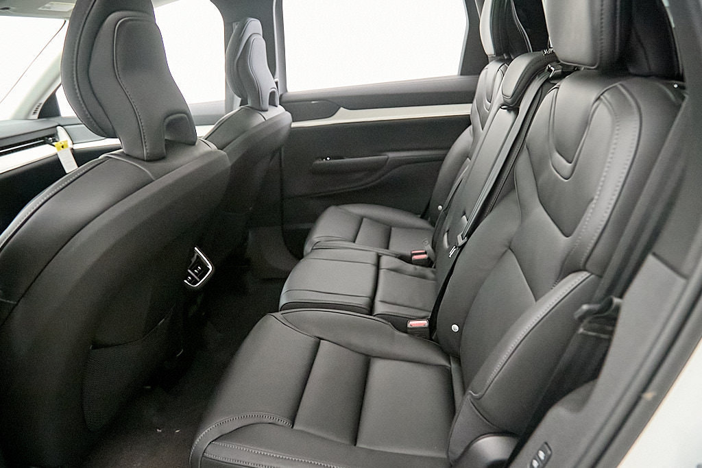 New 2026 Volvo EX90 Ultra AWD/4WD image 21