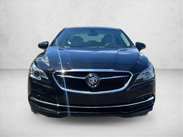 Used 2018 Buick LaCrosse Essence FWD image 2