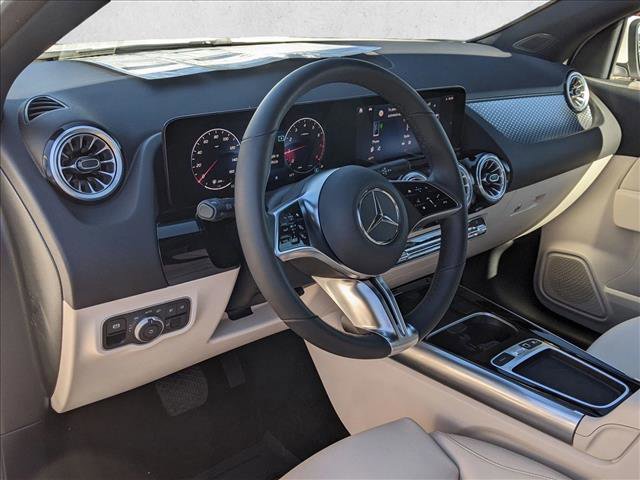 Certified 2025 Mercedes-Benz GLA 250 4MATIC image 10