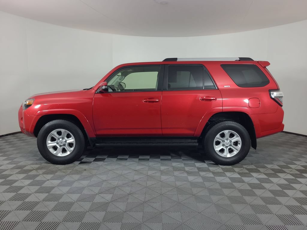 Used 2022 Toyota 4Runner SR5 Premium AWD/4WD image 6
