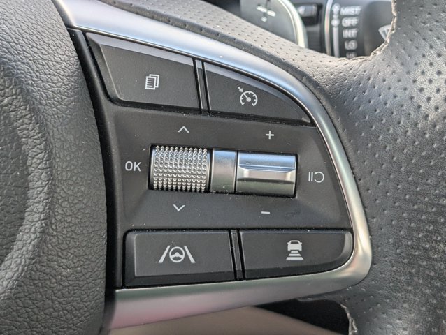 Used 2023 Genesis G70 2.0T RWD image 25
