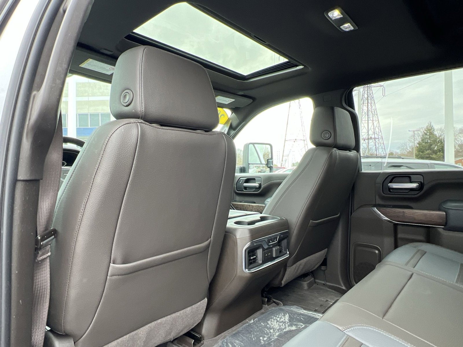 Used 2021 GMC Sierra 2500 Denali w/ Denali Ultimate Package image 22