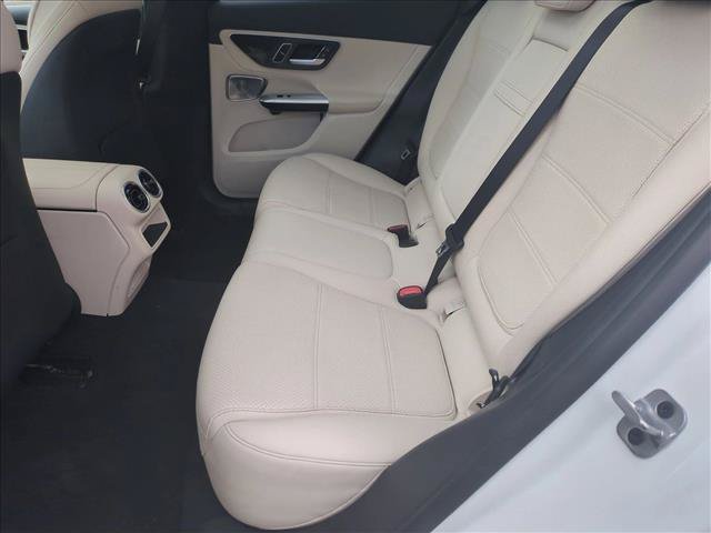 Used 2024 Mercedes-Benz GLC 300 4MATIC image 20