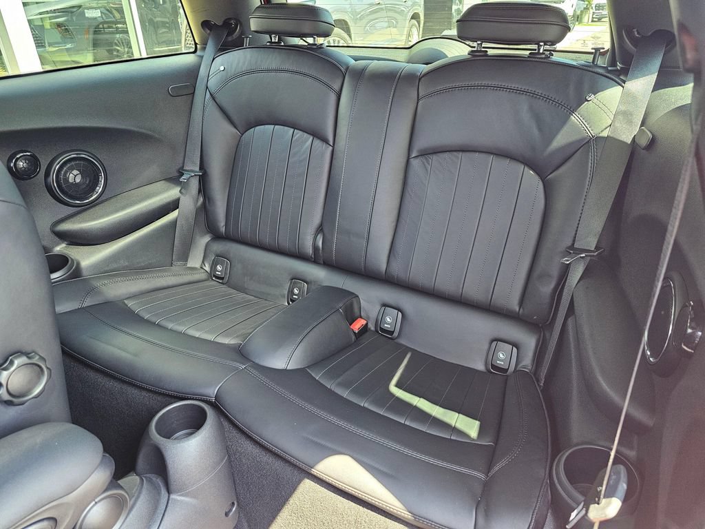 Used 2019 MINI Cooper John Cooper Works w/ Signature Upholstery Package FWD image 19