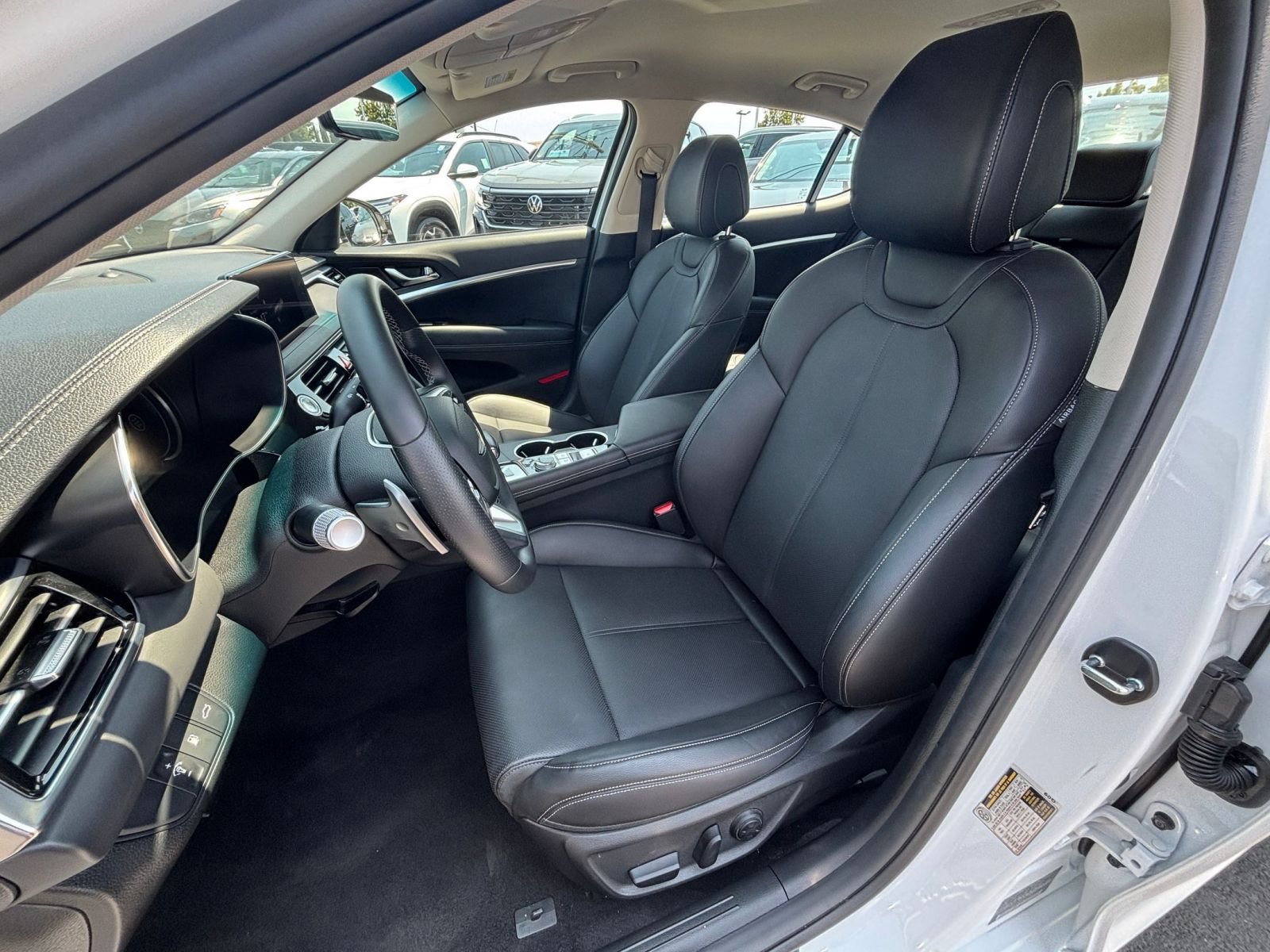 Used 2026 Genesis G70 2.5T RWD image 38