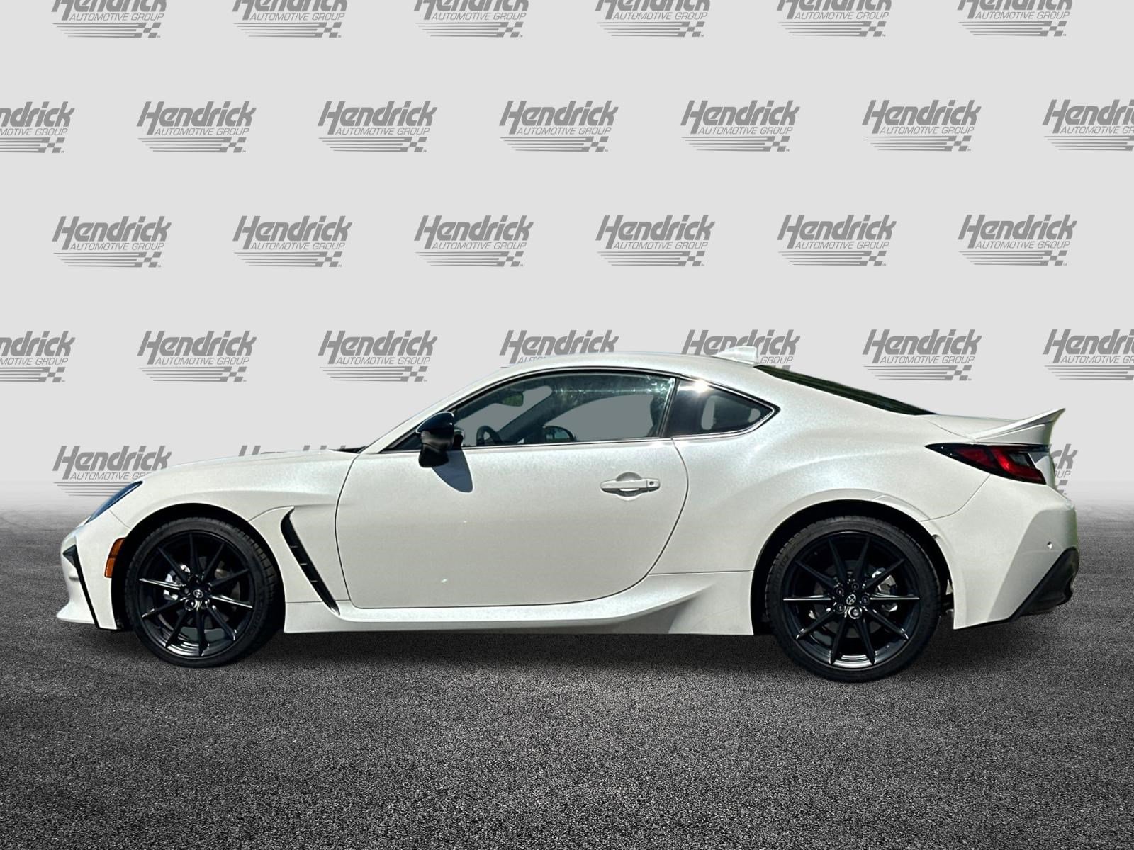 Used 2025 Toyota GR86 Premium w/ ALL Weather Mat Package (TMS) image 8