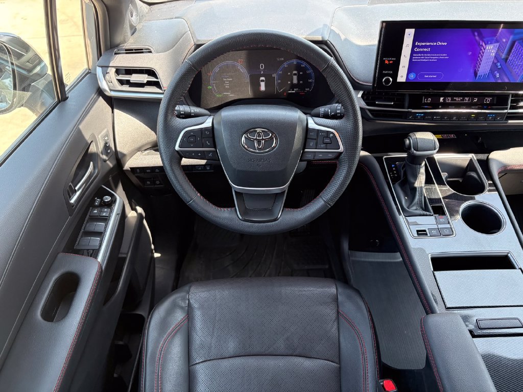 Certified 2025 Toyota Sienna XSE w/ XSE Premium Package AWD/4WD image 18
