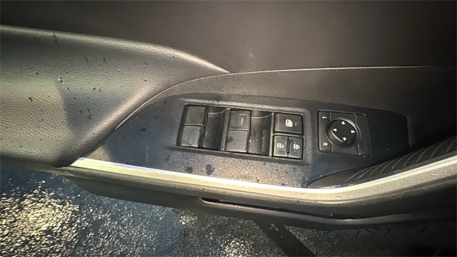 Used 2023 Toyota RAV4 LE image 12